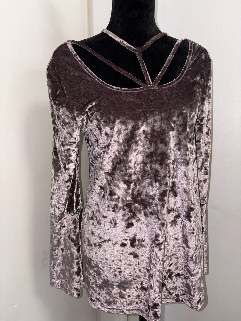 Velvet Strappy Long-Sleeve Tunic Top muted lavender